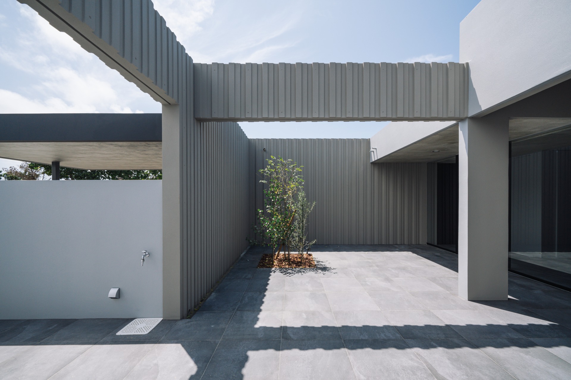 collectionhouse_店舗設計_沖縄_内装デザイン_店舗デザイン_宮古島_商業施設_ホテルデザイン_設計施工