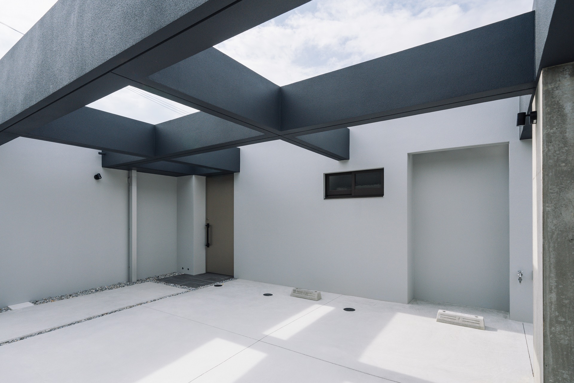 オヤコノイエ_店舗設計_沖縄_内装デザイン_店舗デザイン_宮古島_商業施設_ホテルデザイン_設計施工