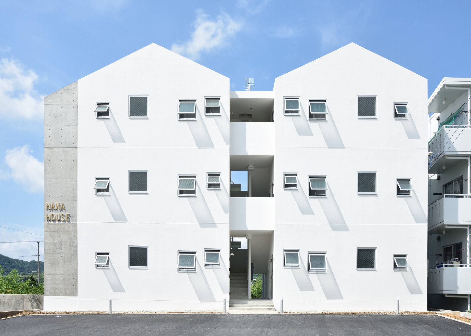 HANA HOUSE