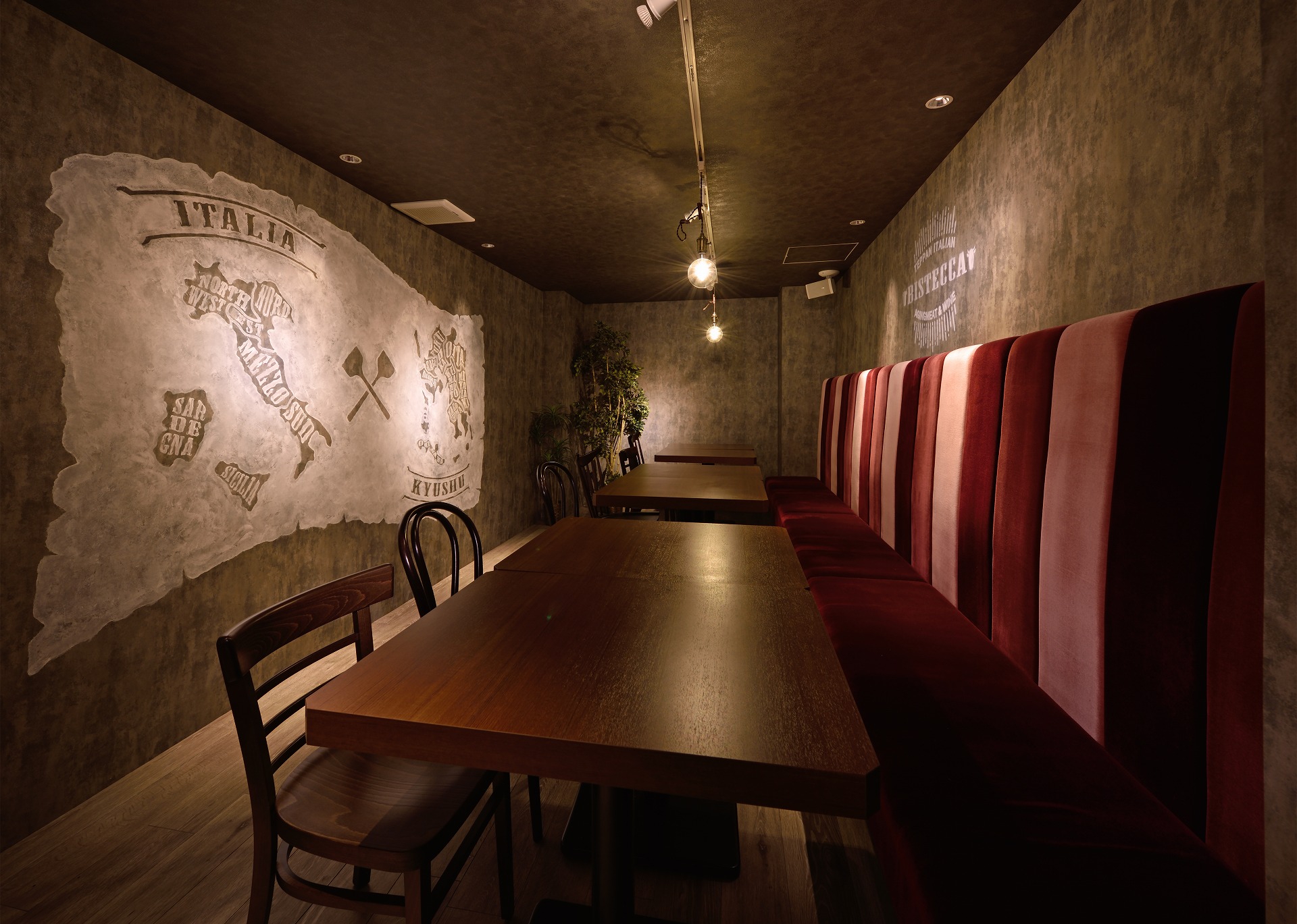 鉄板イタリアンBISTECCA_SHOP_店舗設計_沖縄_内装デザイン_店舗デザイン_宮古島_商業施設_ホテルデザイン_設計施工