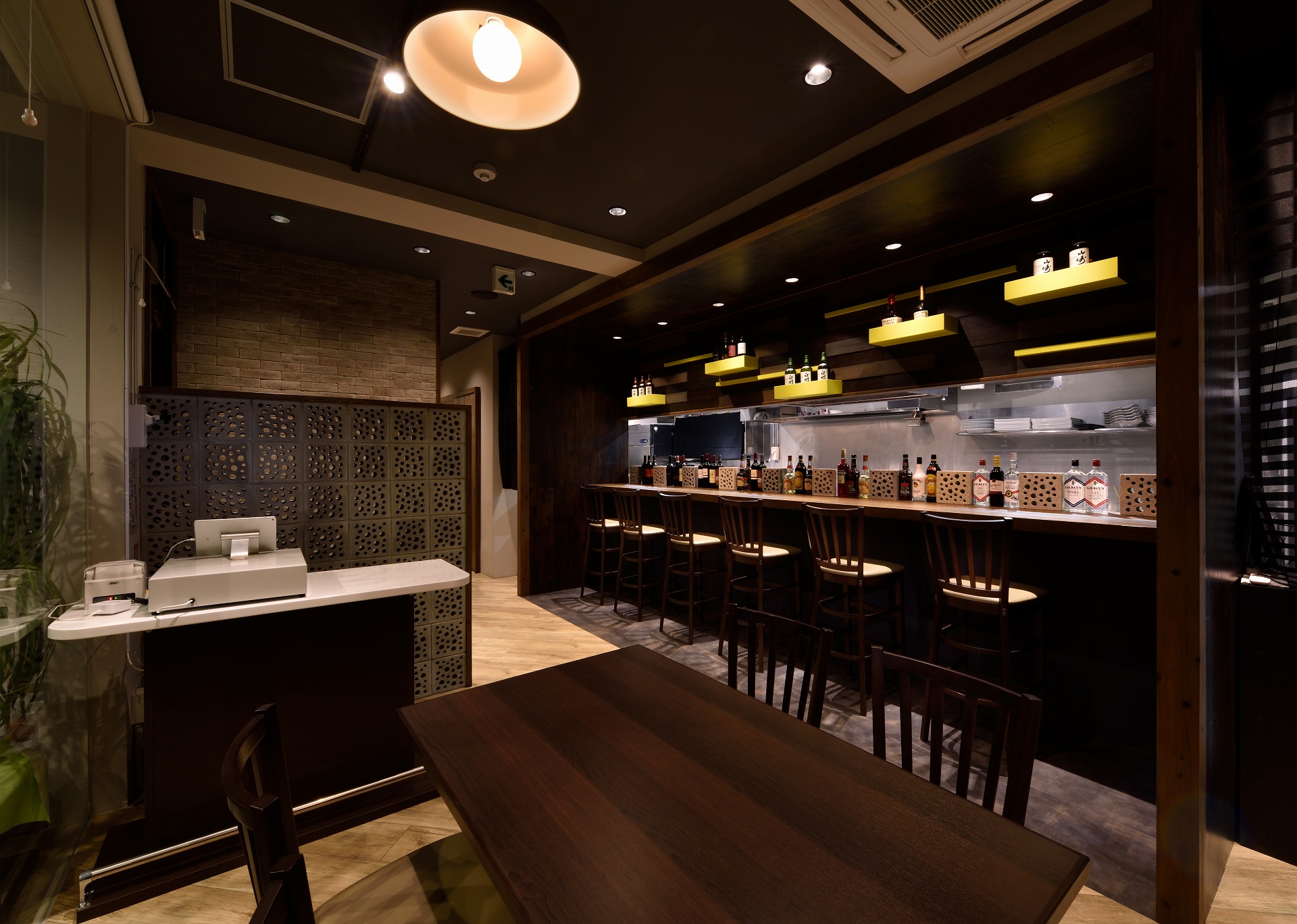 LEMON&GARLICRESTAUTANT-SOUR&B_店舗設計_沖縄_内装デザイン_店舗デザイン_宮古島_商業施設_ホテルデザイン_設計施工