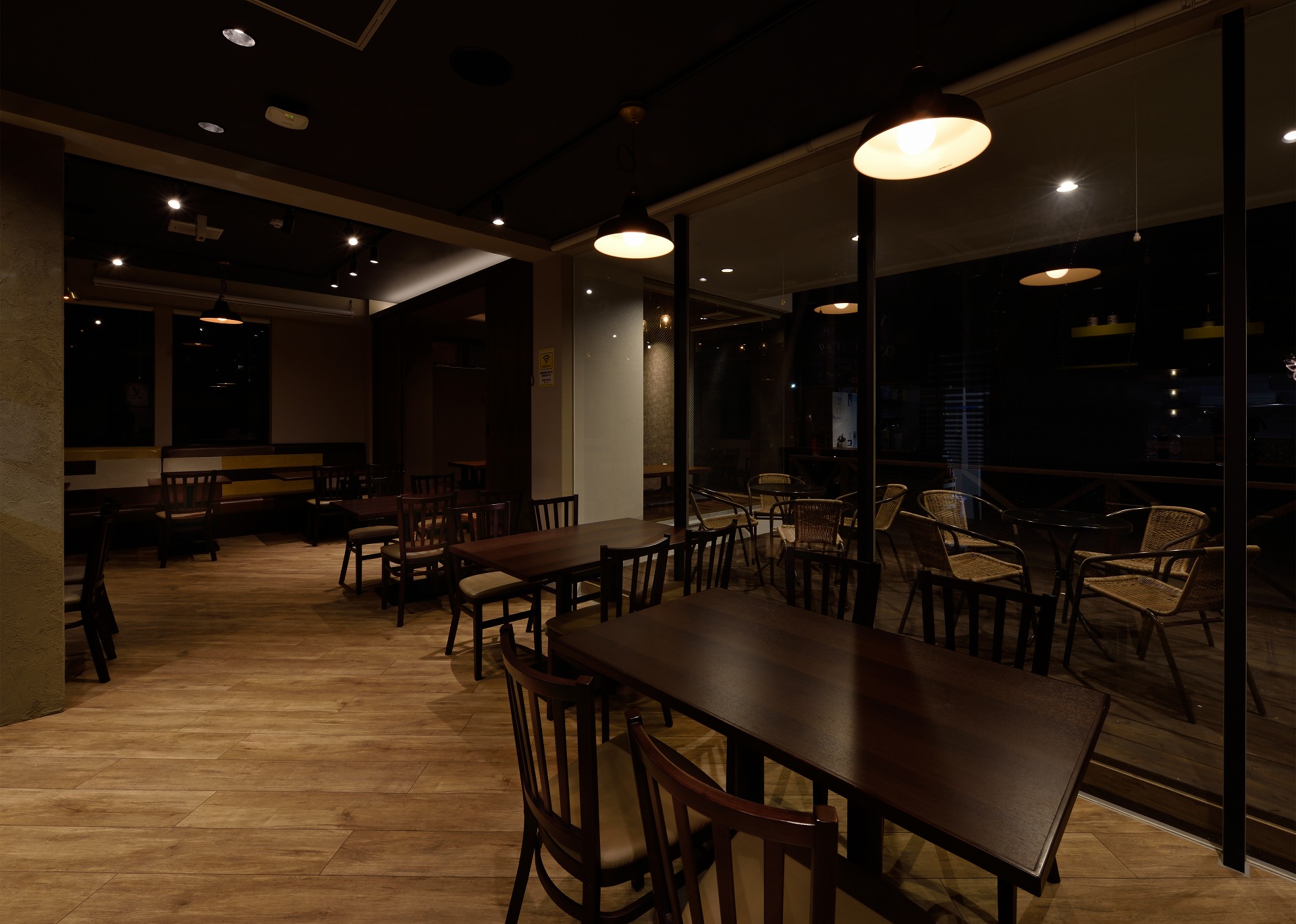 LEMON&GARLICRESTAUTANT-SOUR&B_店舗設計_沖縄_内装デザイン_店舗デザイン_宮古島_商業施設_ホテルデザイン_設計施工