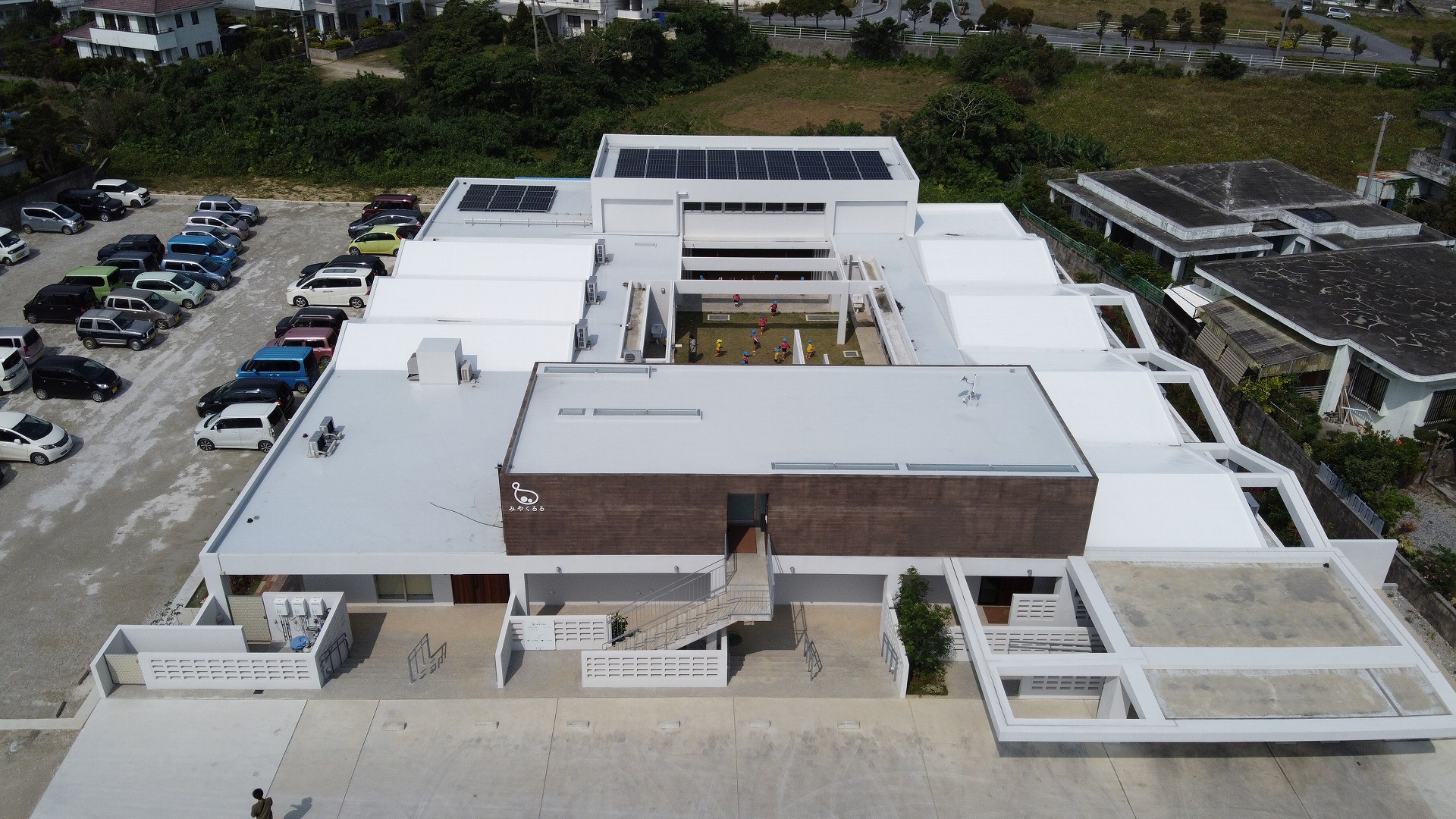 みやくるる__店舗デザイン _LSDdesign_沖縄_内装デザイン_デザイン_エルエスディデザイン_エルエスディ_沖縄建築_宮古島_shop_okinawa_設計施工_宜野湾_shopdesign