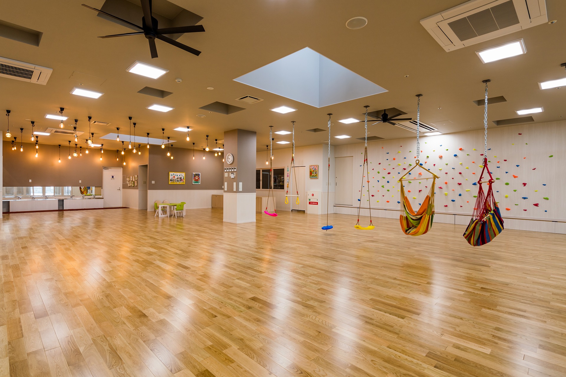 リブラ保育園__店舗デザイン _LSDdesign_沖縄_内装デザイン_デザイン_エルエスディデザイン_エルエスディ_沖縄建築_宮古島_shop_okinawa_設計施工_宜野湾_shopdesign