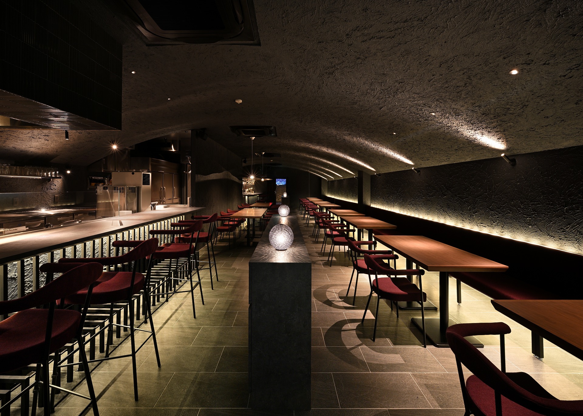 undergroundsteak_店舗設計_沖縄_内装デザイン_店舗デザイン_宮古島_商業施設_ホテルデザイン_設計施工
