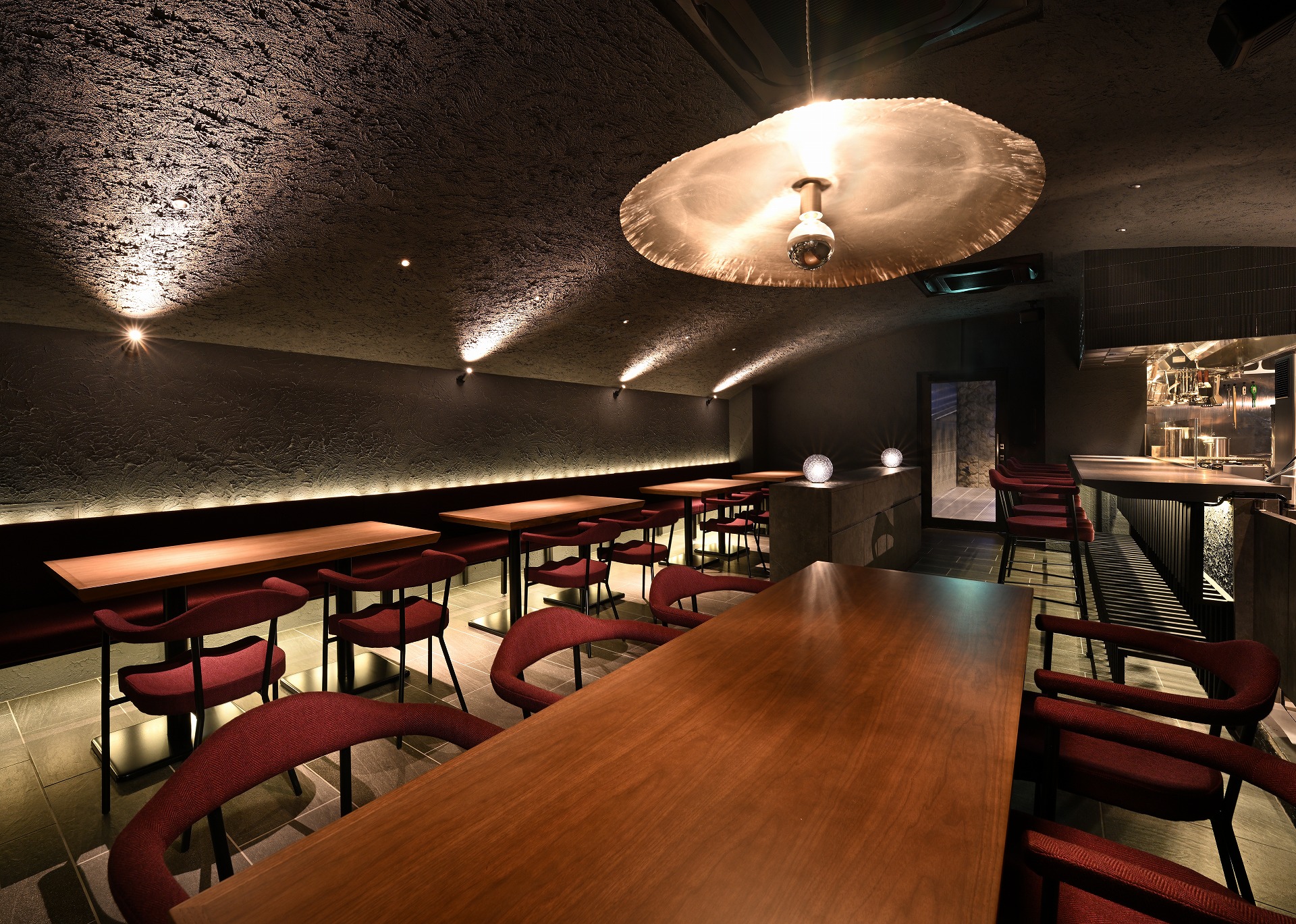 undergroundsteak_店舗設計_沖縄_内装デザイン_店舗デザイン_宮古島_商業施設_ホテルデザイン_設計施工