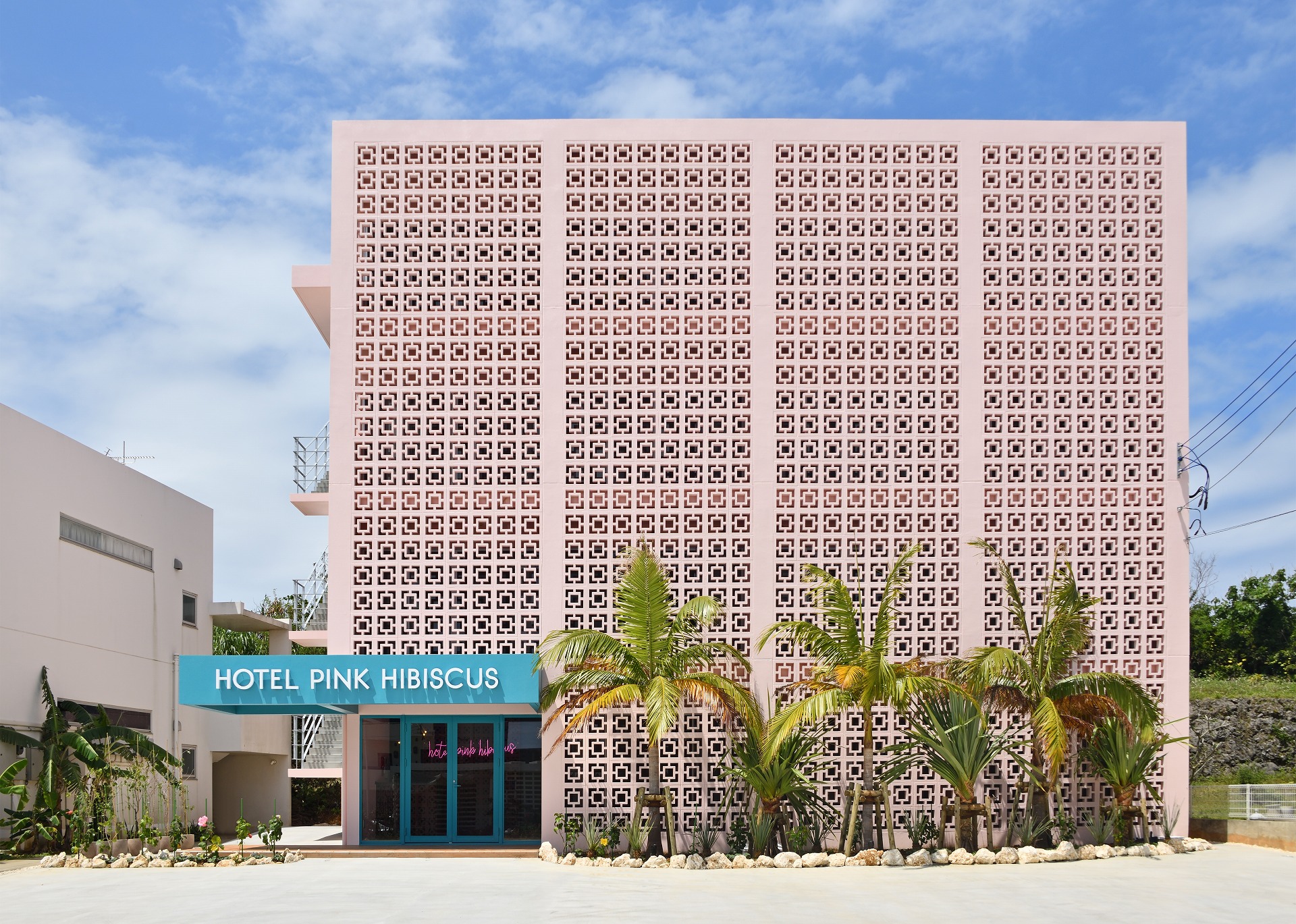 HOTEL/VILLA